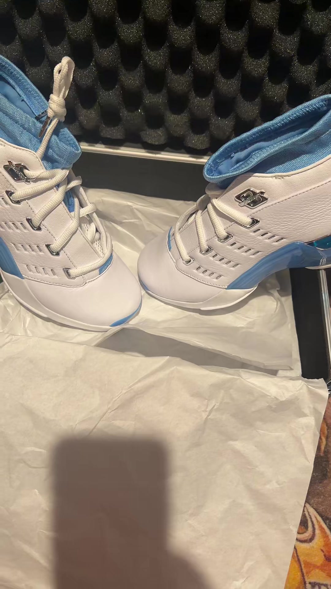 @Montana Kicks