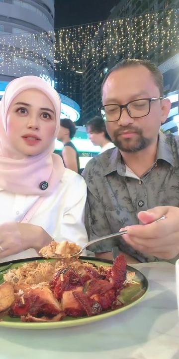 @Cik Roses 🌹