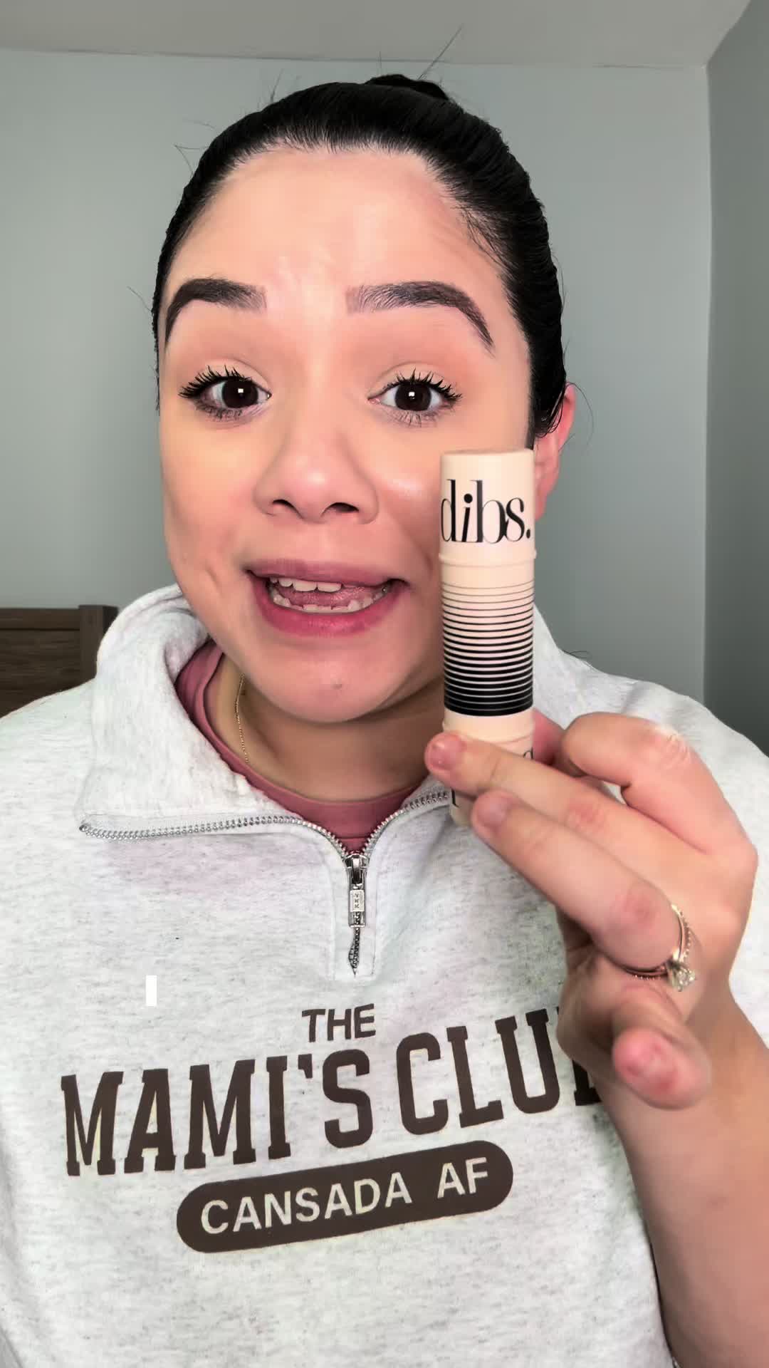 @Xochitl | Latina Creator