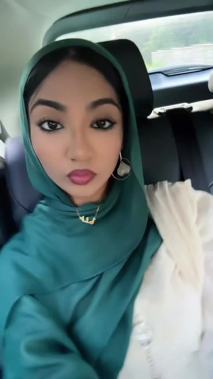 @️