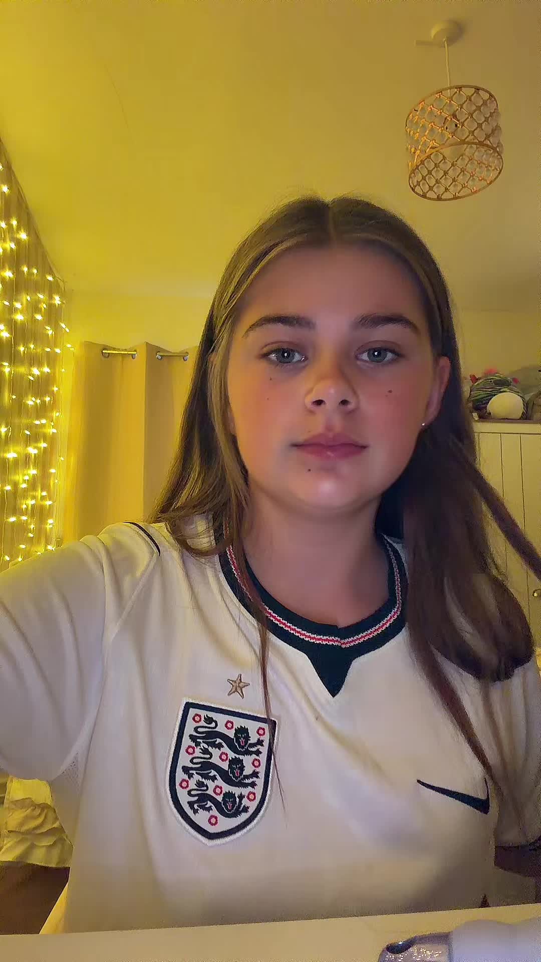 @ᗩᗰEᒪIᗩ💜🤪