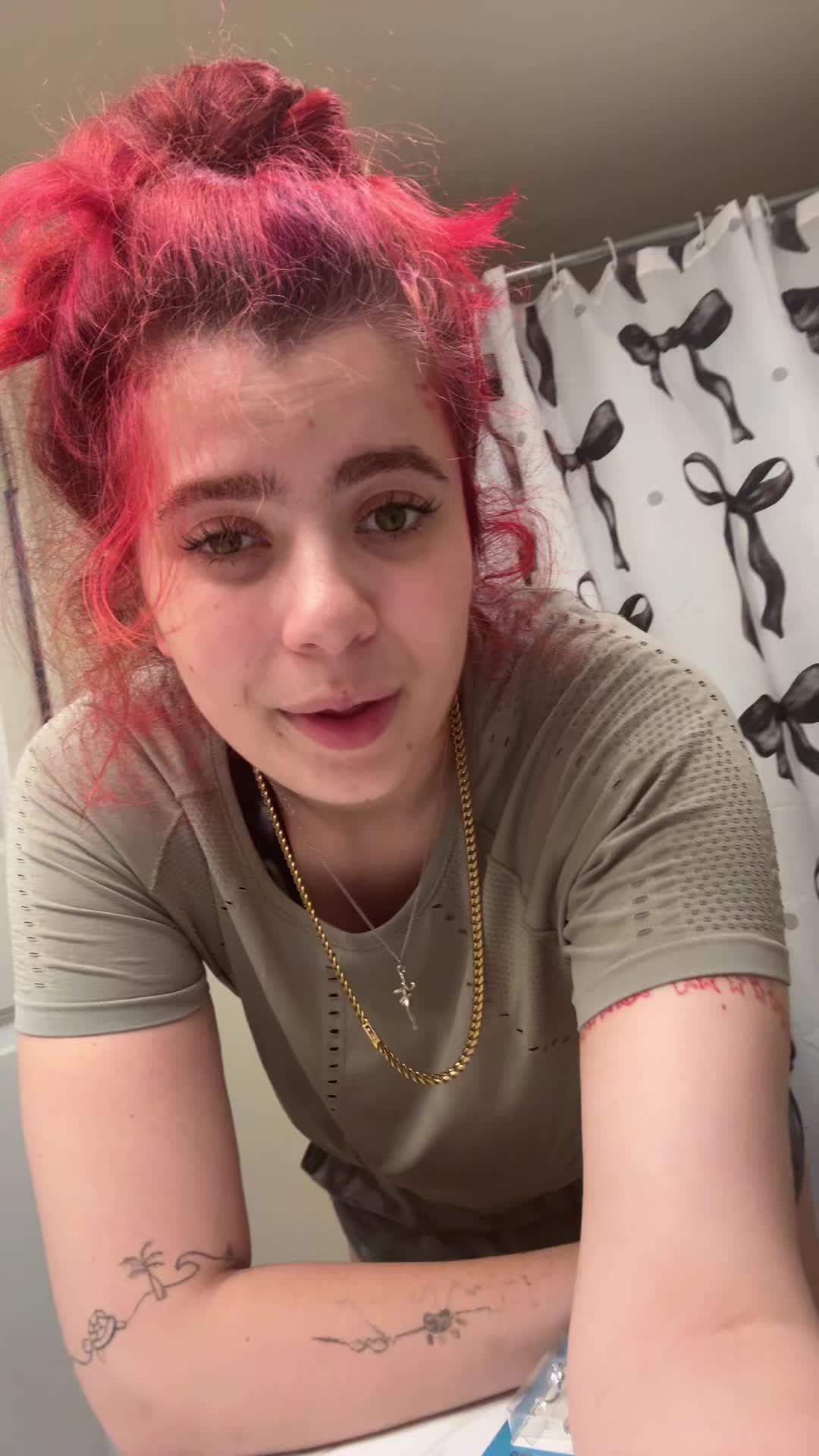 @partygirl._.1