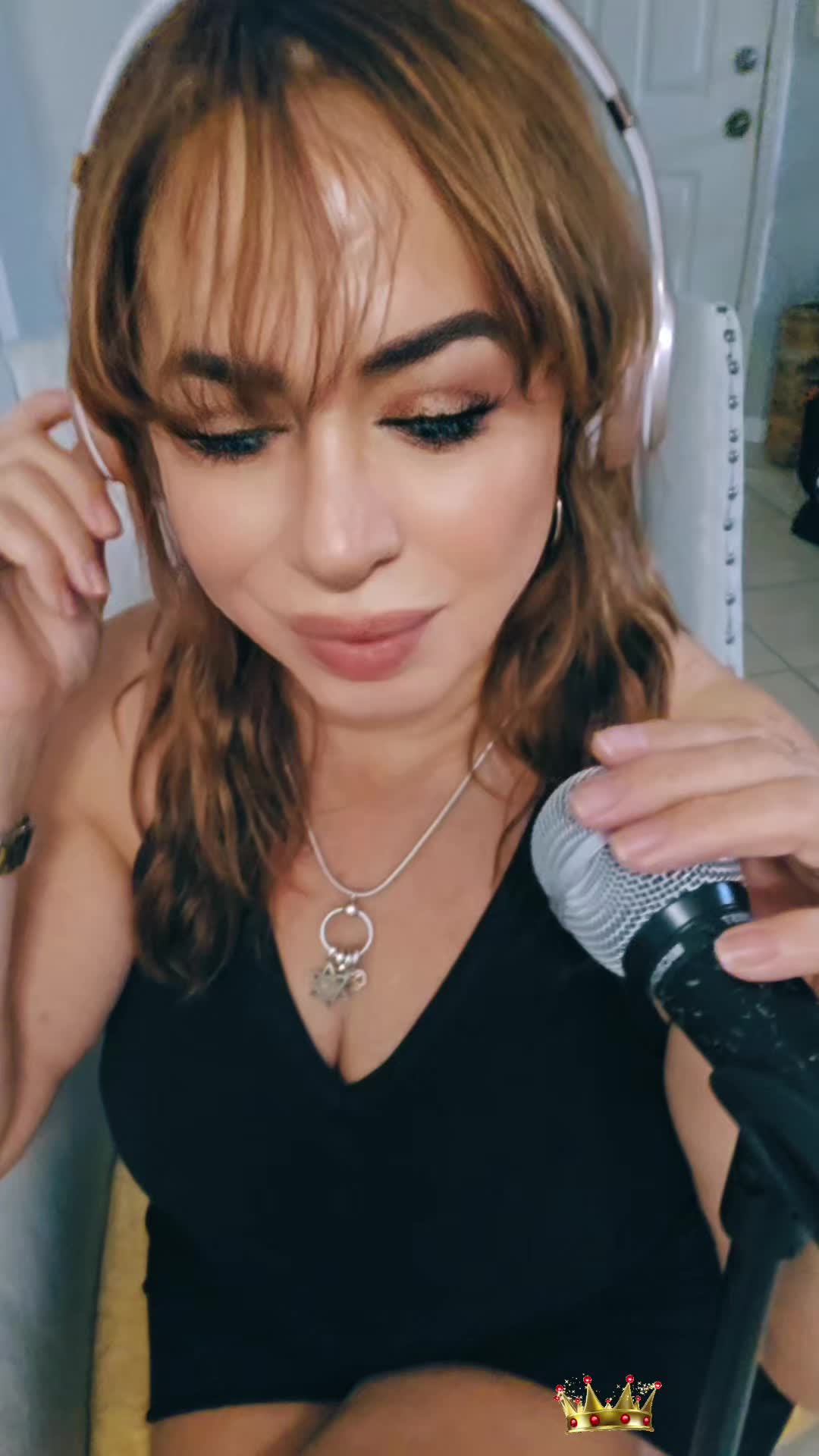 @Queen