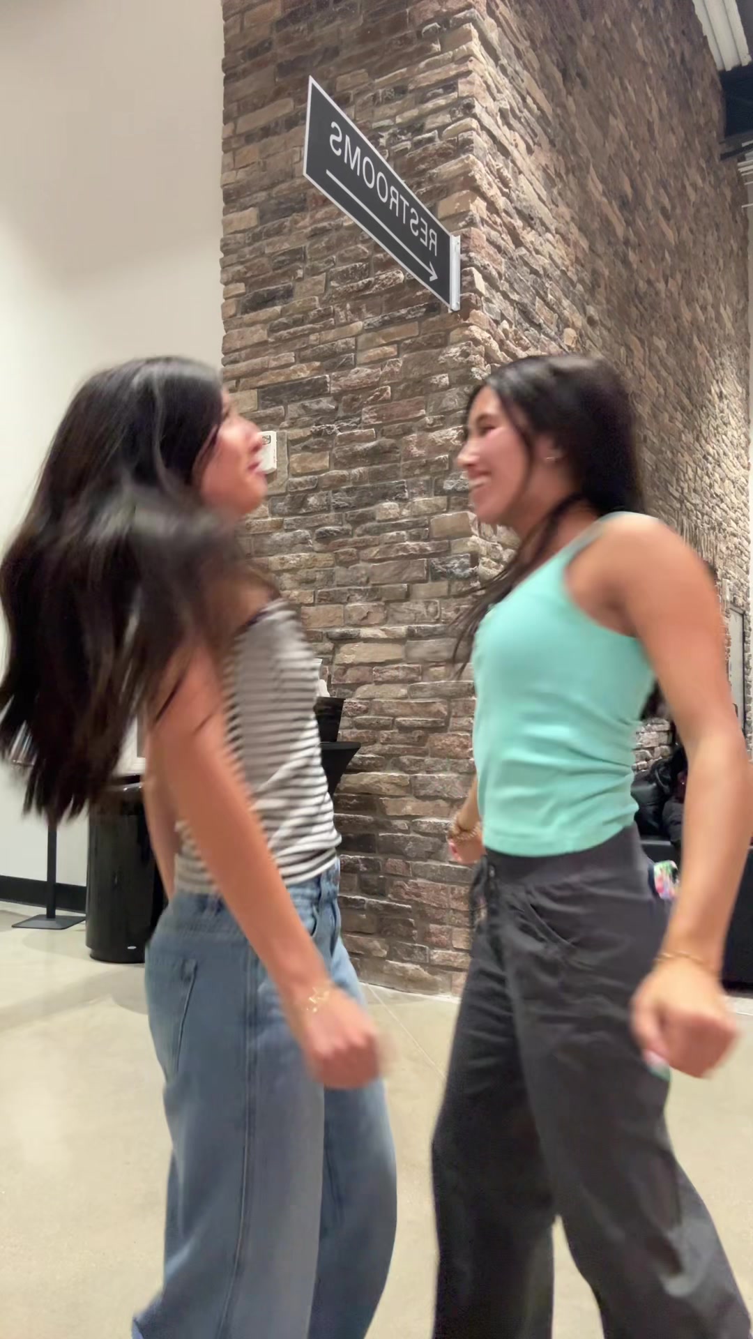@av