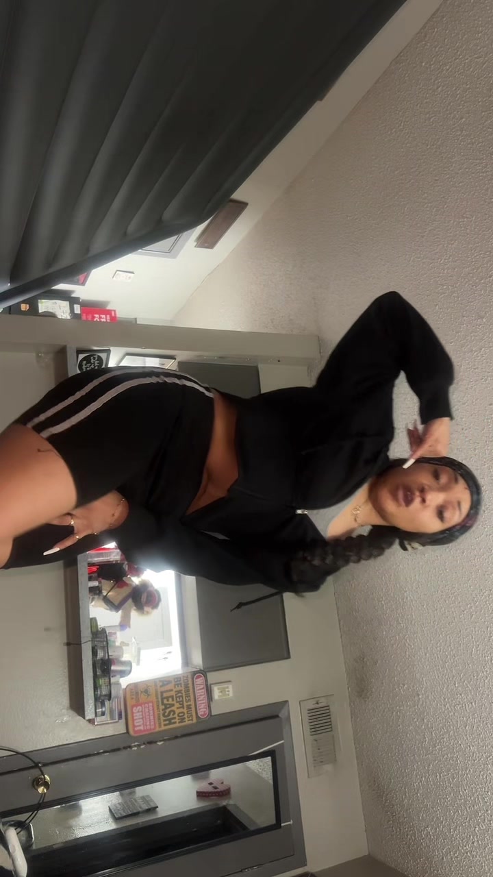 @Oyememamita