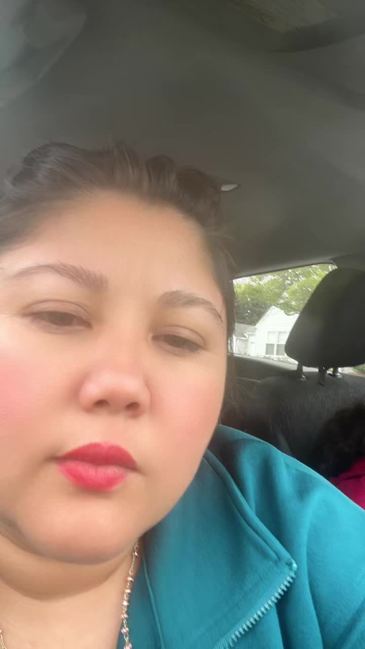 @lesly flores