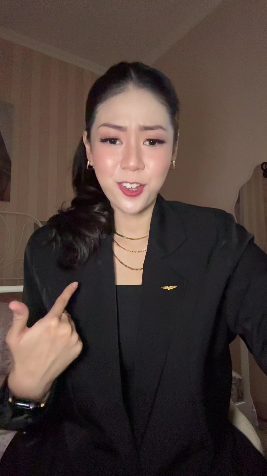 @tiaathaayareall