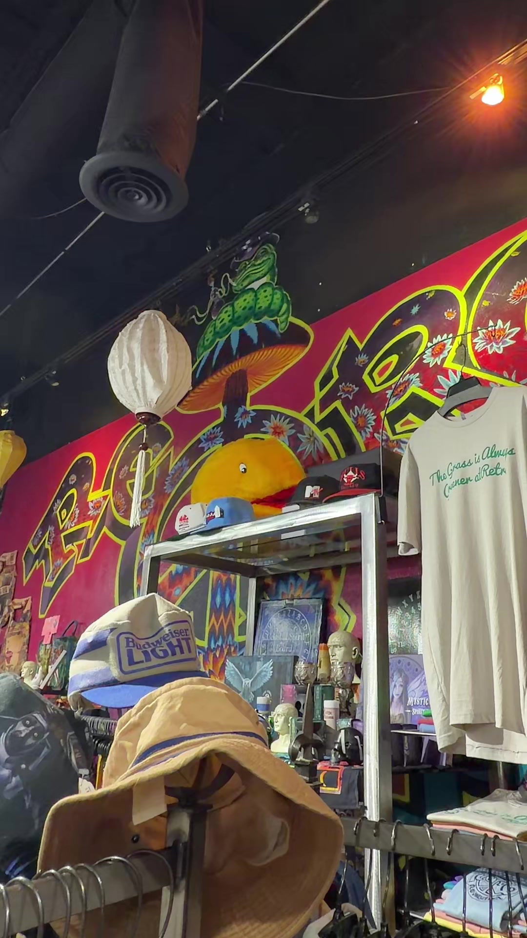 @Retro Revolution