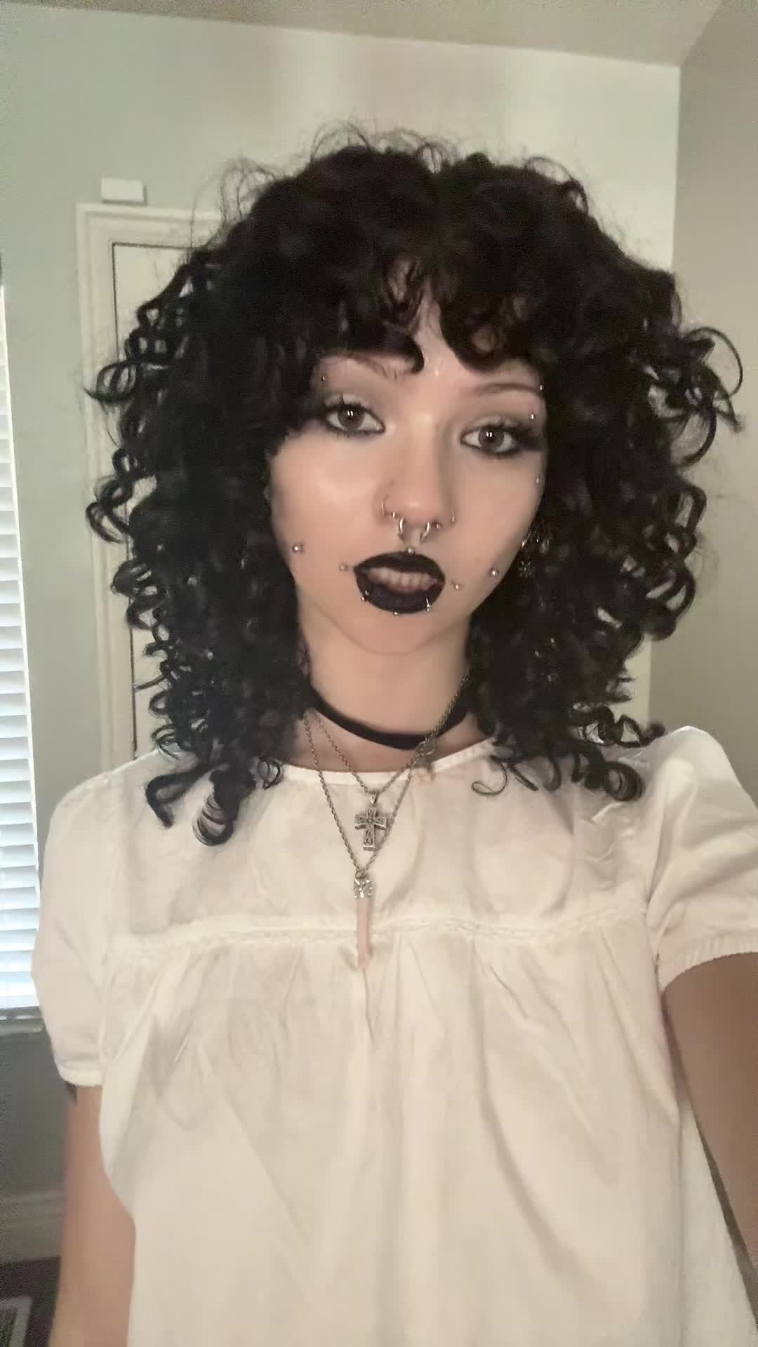 @miss.porcelain_