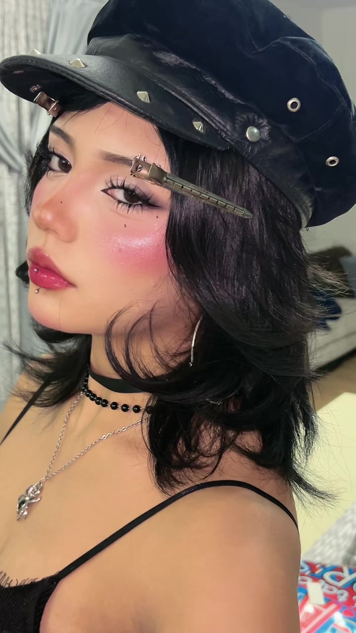 @Miku🕷️