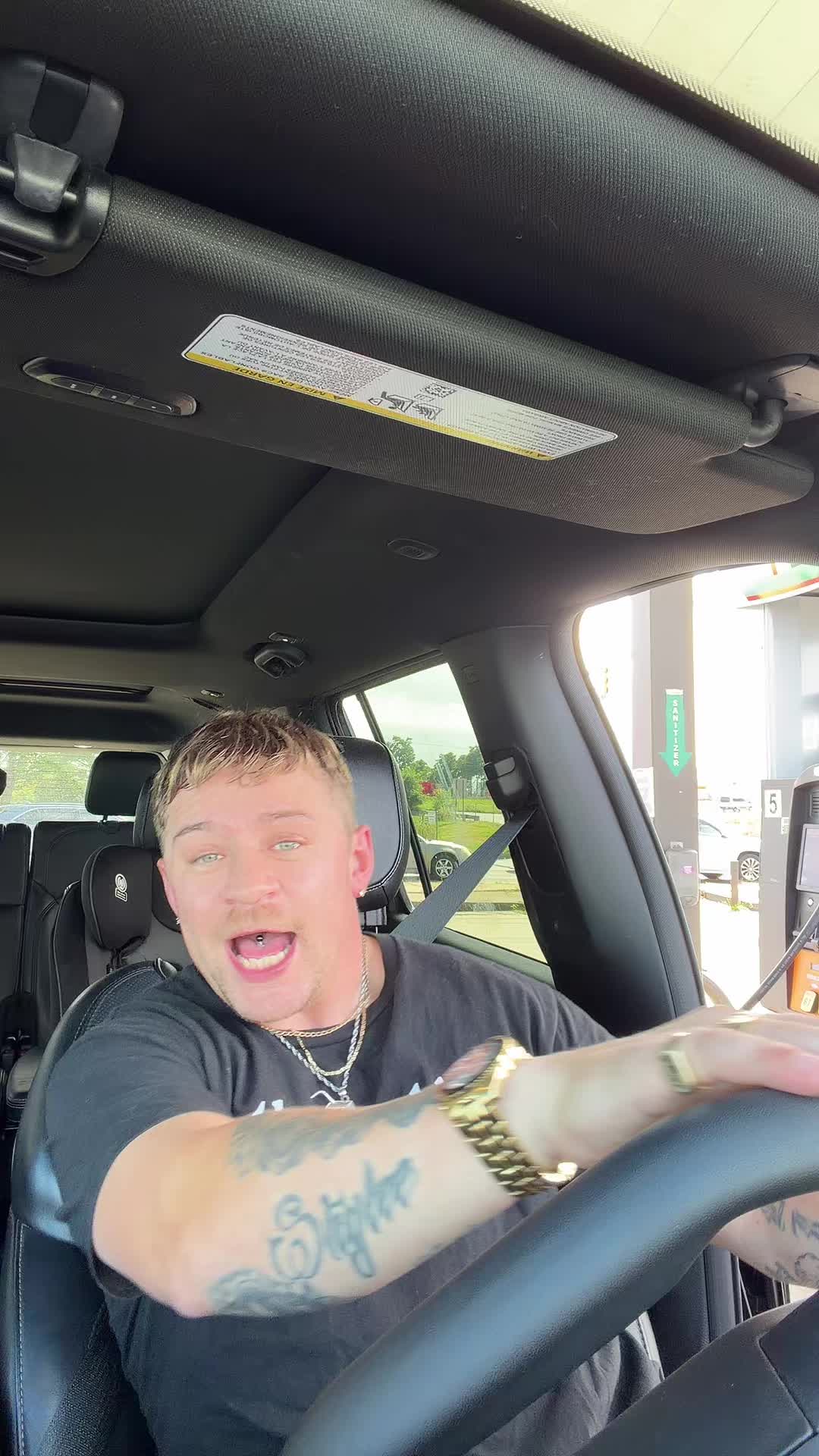 @🧃JonnySips_2.0🧃