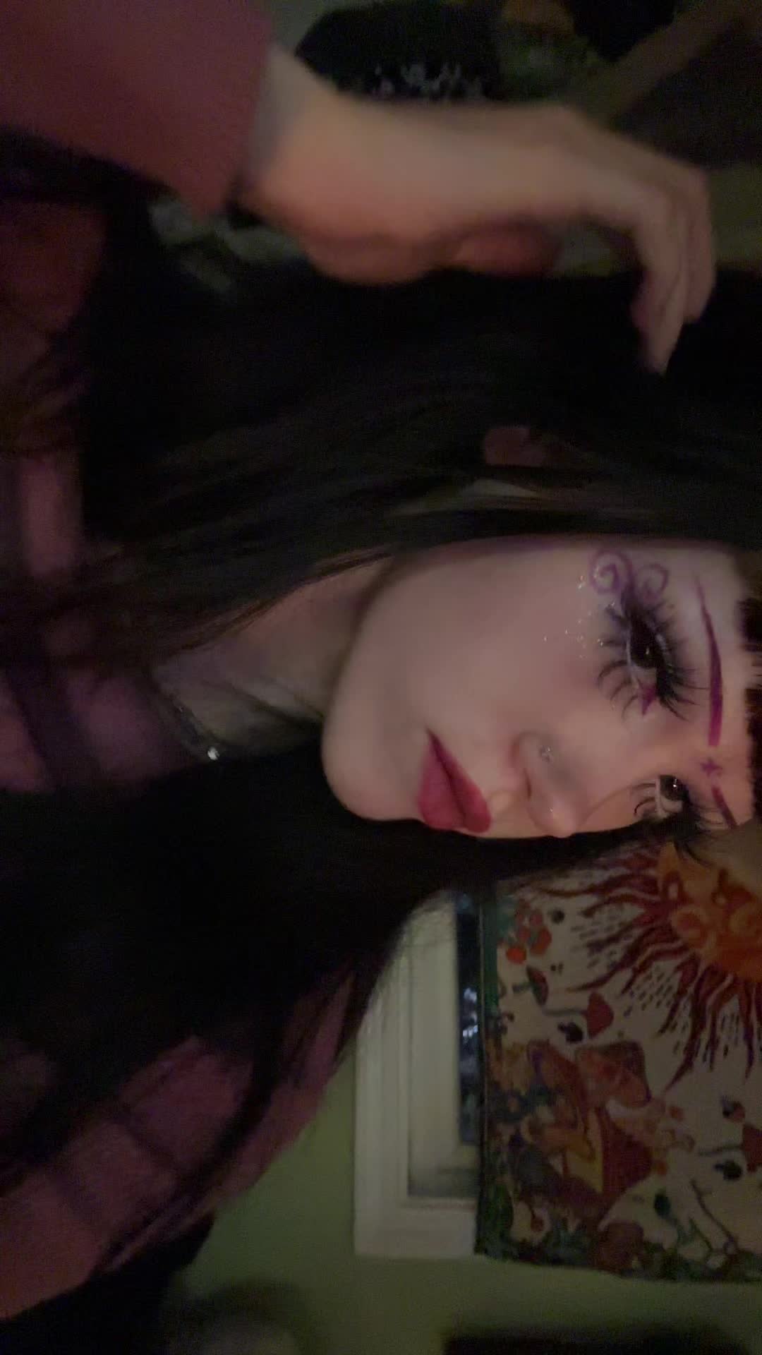 @hailey🦄
