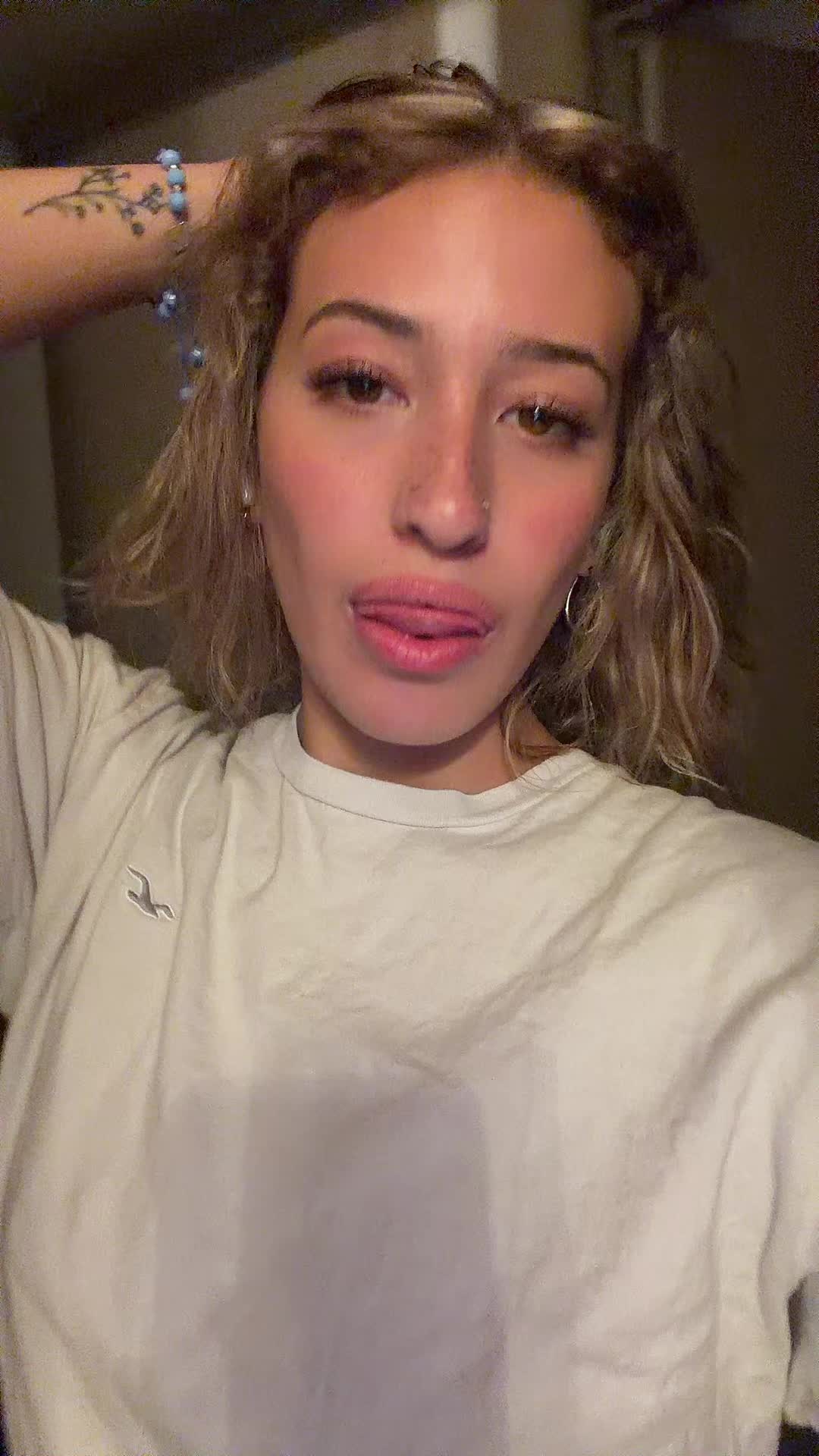 @sam🌙