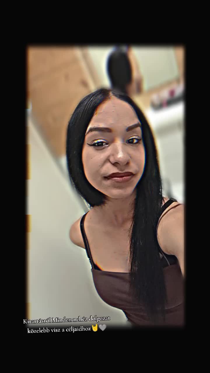 @𝑀𝒶𝓁𝓋𝒾𝓃🕳️