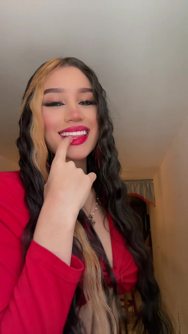 @Luisa Mar&iacute;a G&oacute;mez