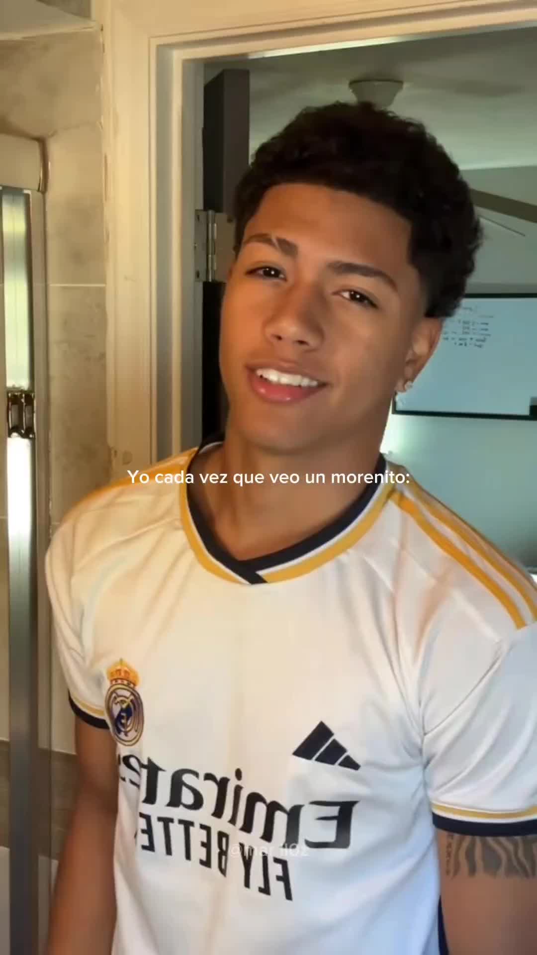 @💋