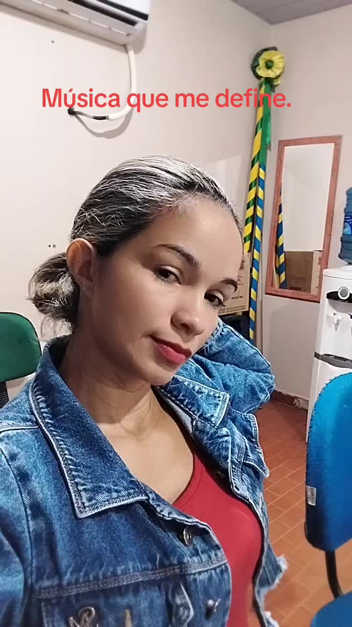 @Fab&iacute;ola Valente