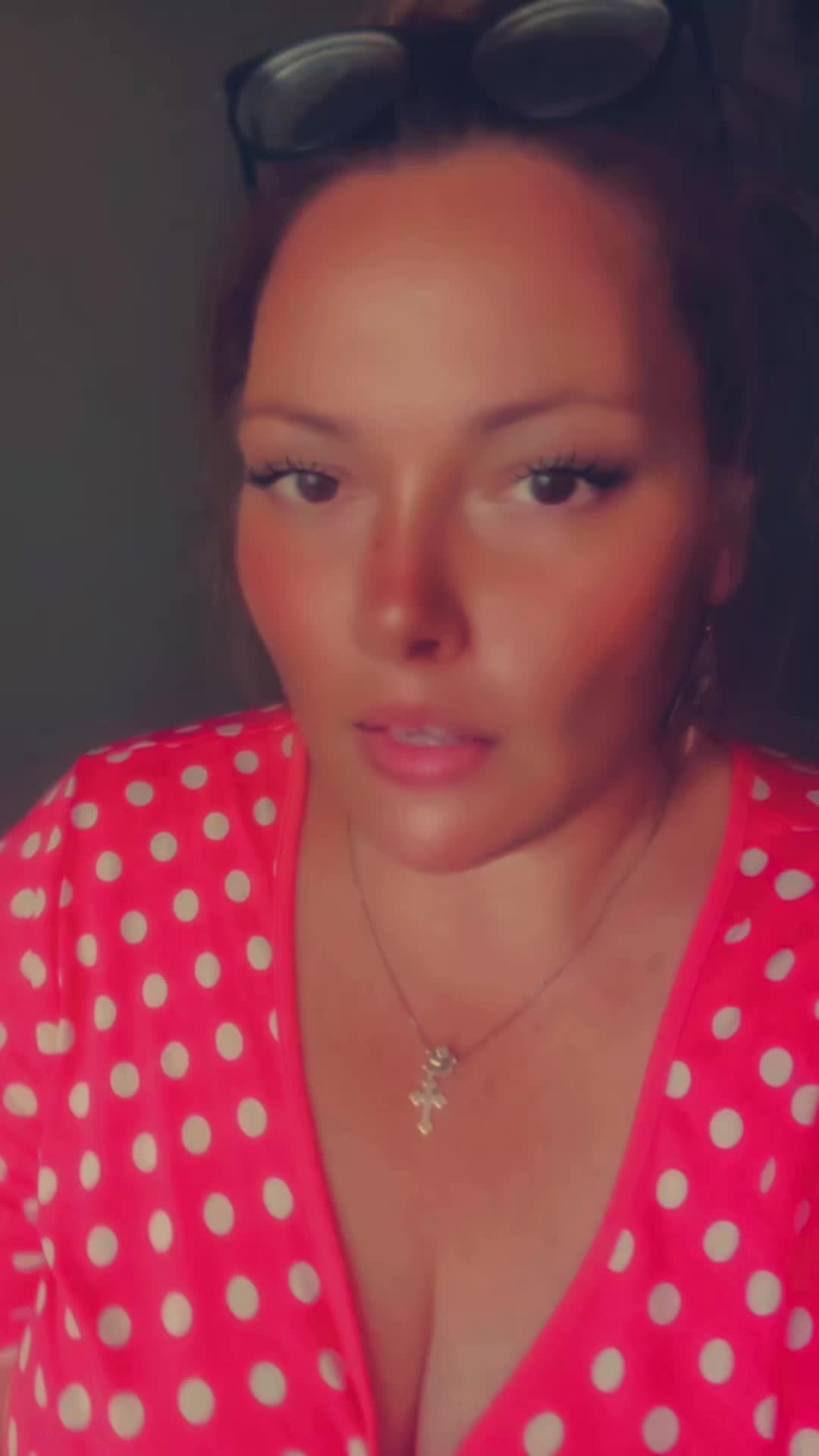 @🍓𝕍𝕚𝕠𝕝𝕖𝕥𝕒-VikiLoquita🍓