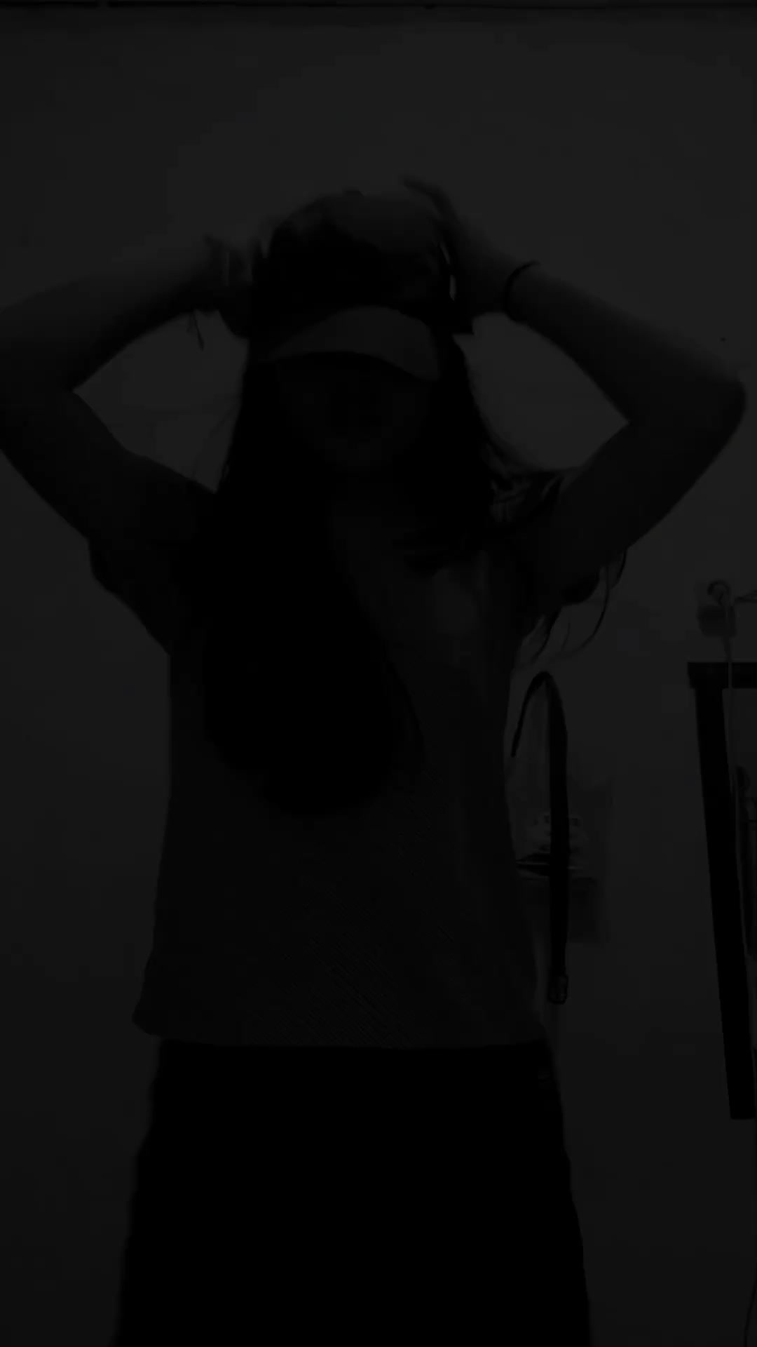 @𝐜𝐞𝐥𝐢𝐧𝐞.