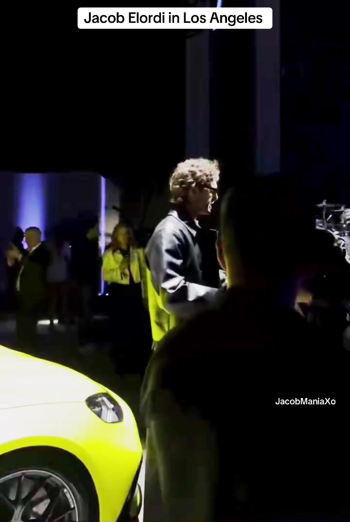 @JacobManiaXo