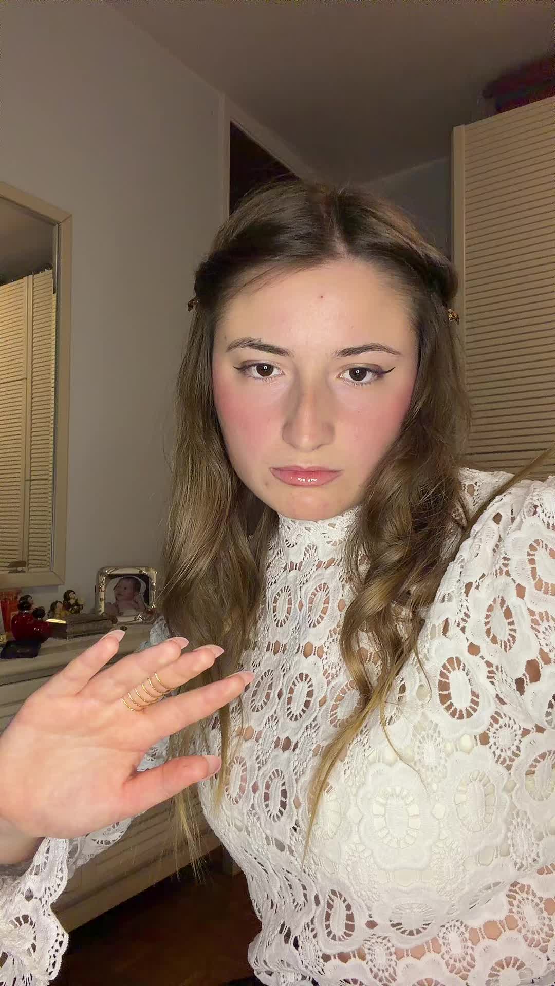 @sssaracapelli