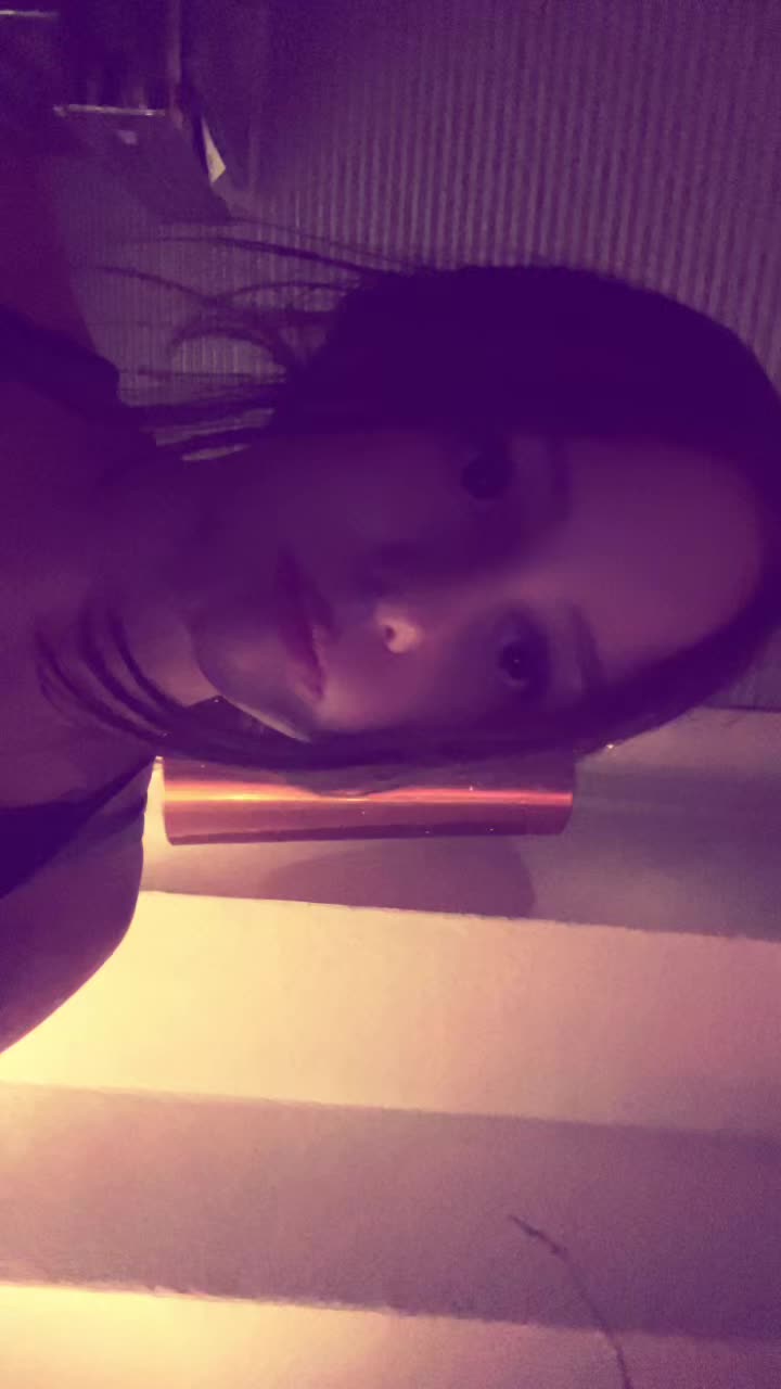 @𝒩