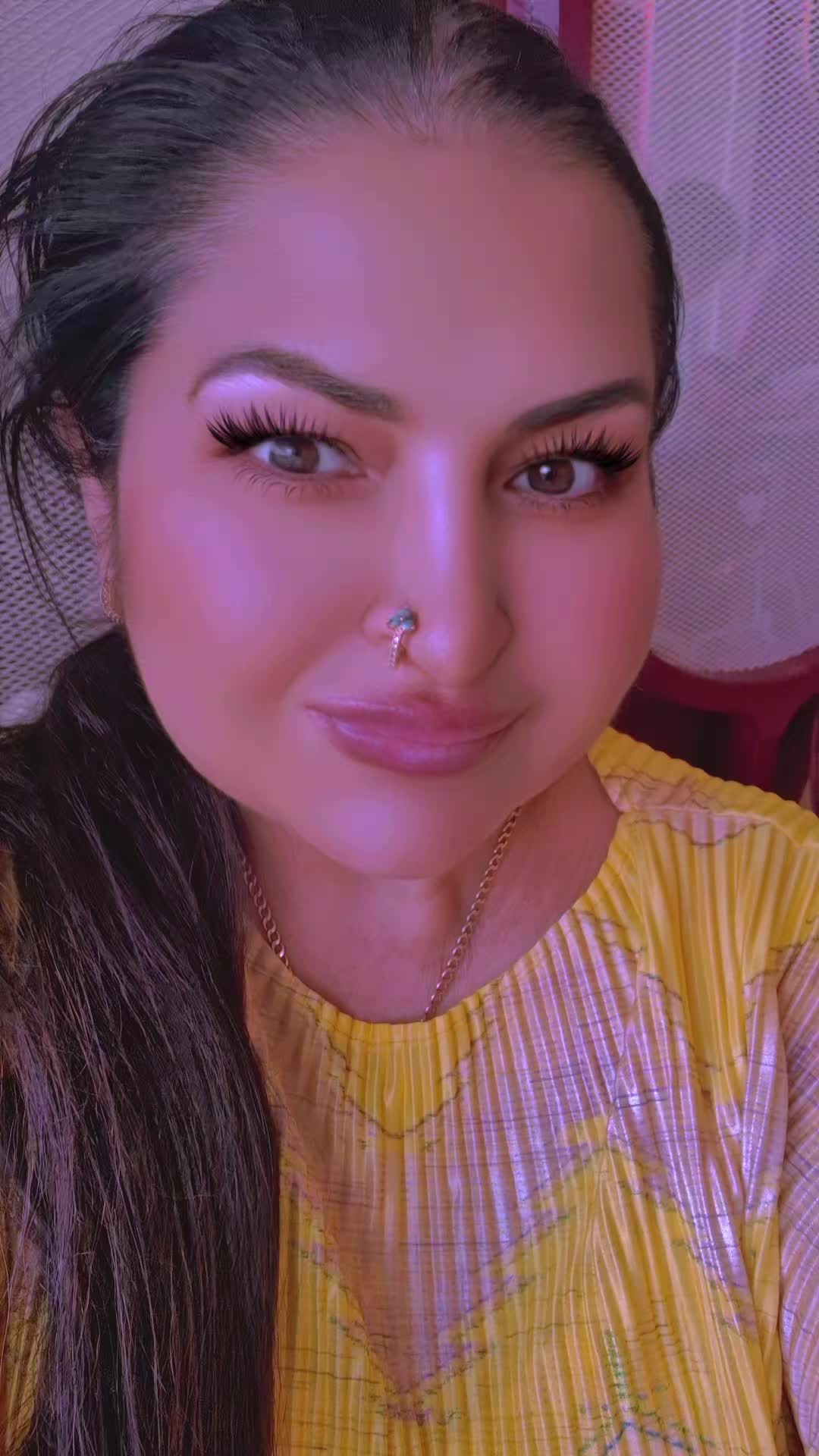@Suzani💗