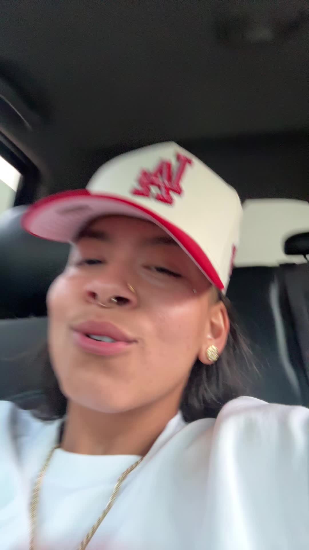 @adrianaarperezz