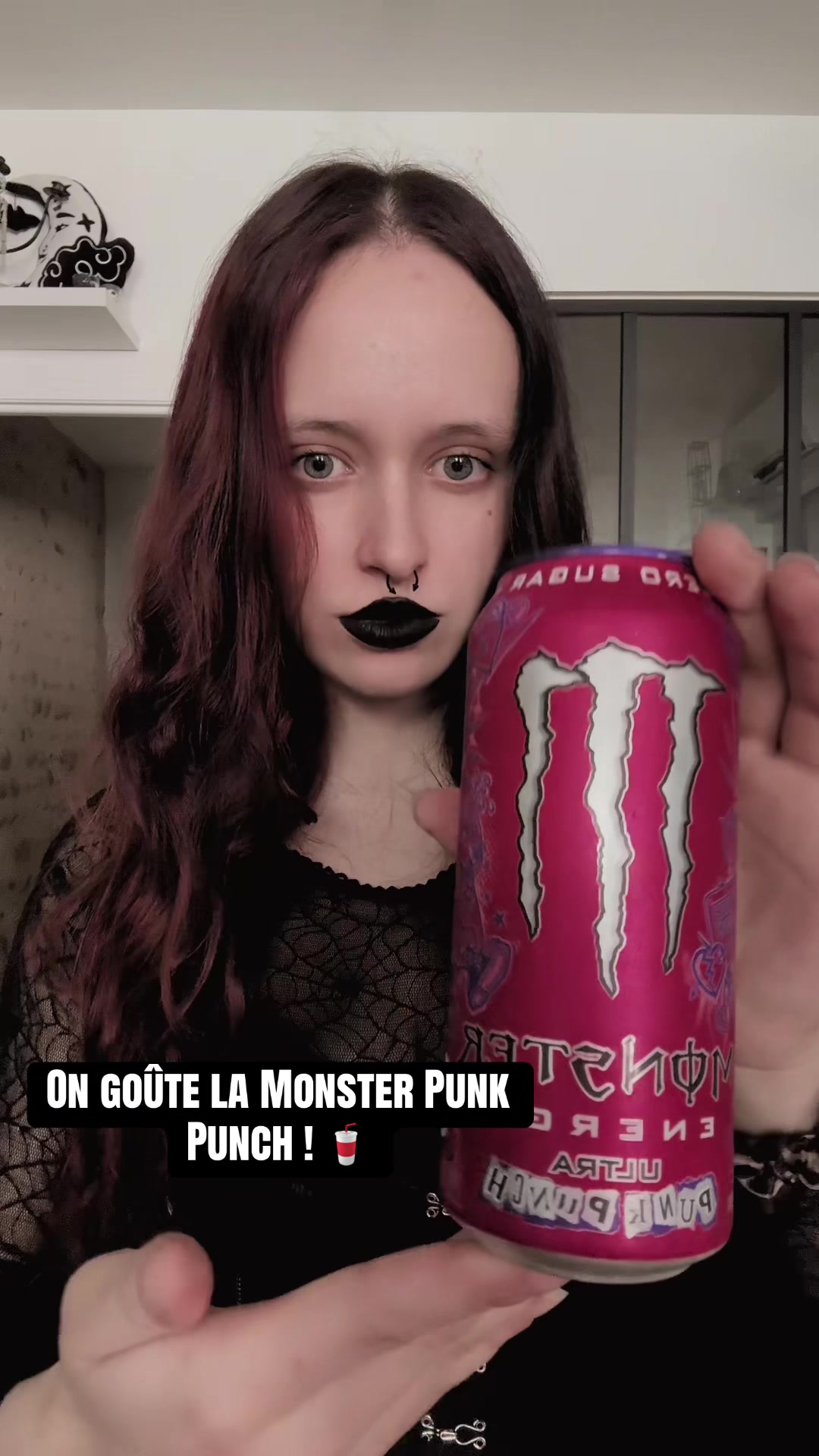 @🦇 𝔐𝔞𝔯𝔦𝔫𝔢 - Goth Girl