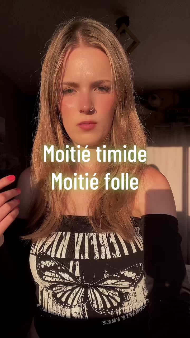 @Mona💫