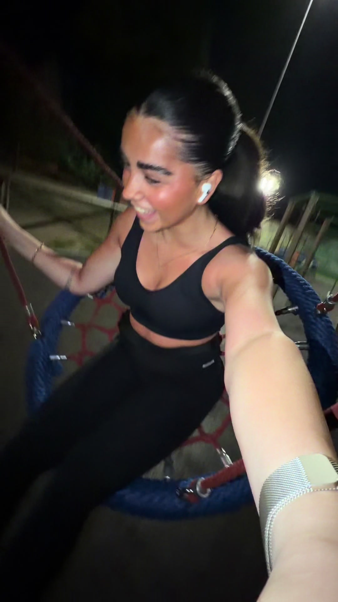 @tamararaia_