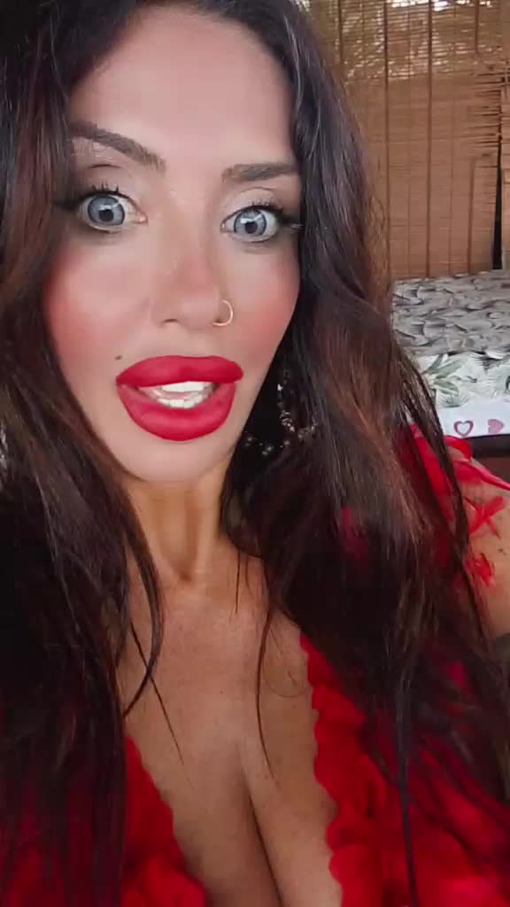 @Esmeralda