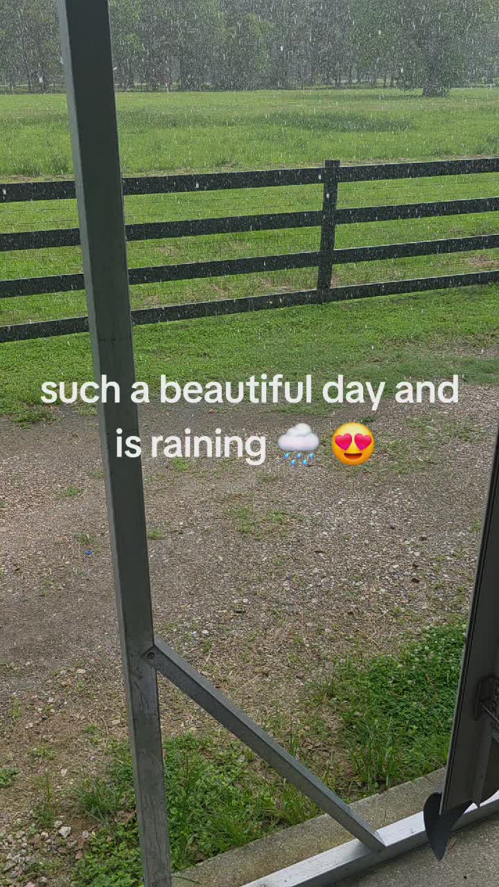 @Vazquezemily