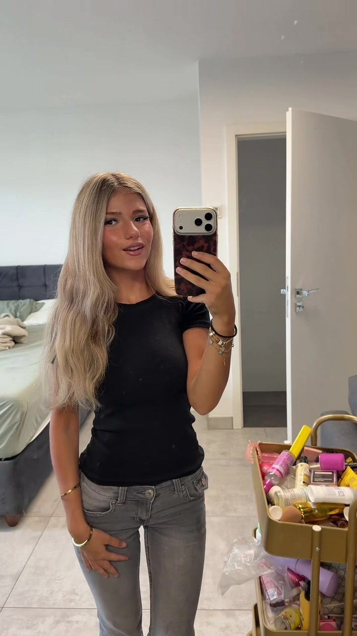 @Lara Su