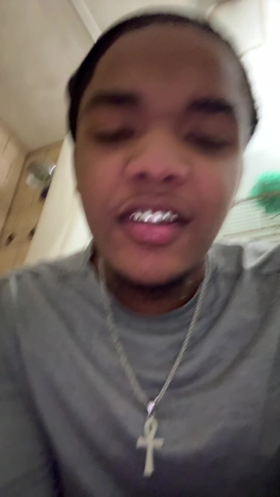 @IAMNOTREAL