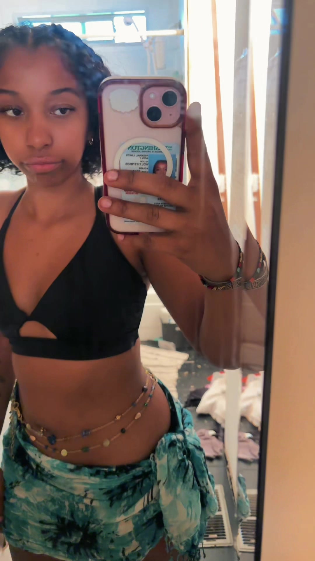 @️elle
