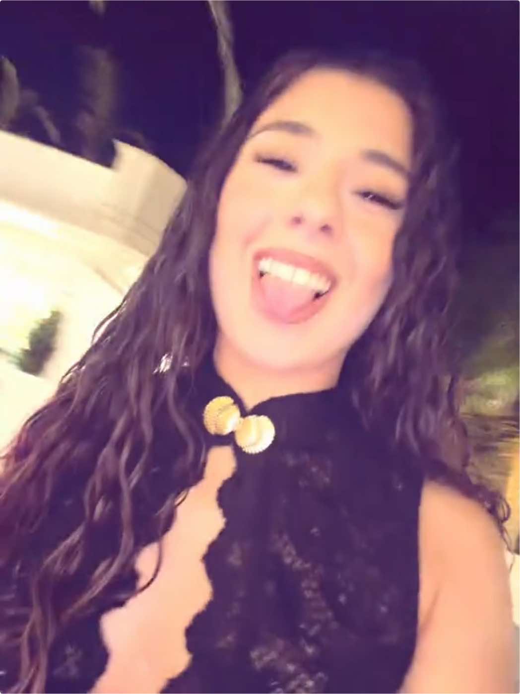 @😉