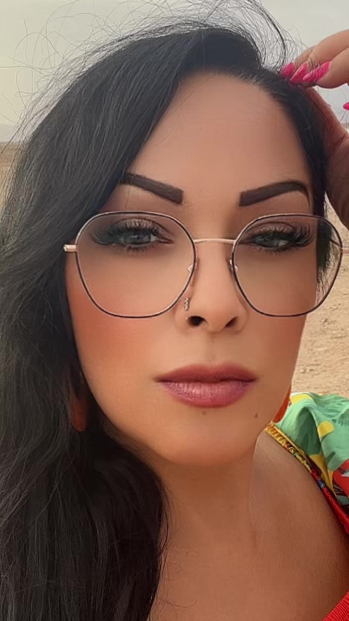 @Henda femme forte