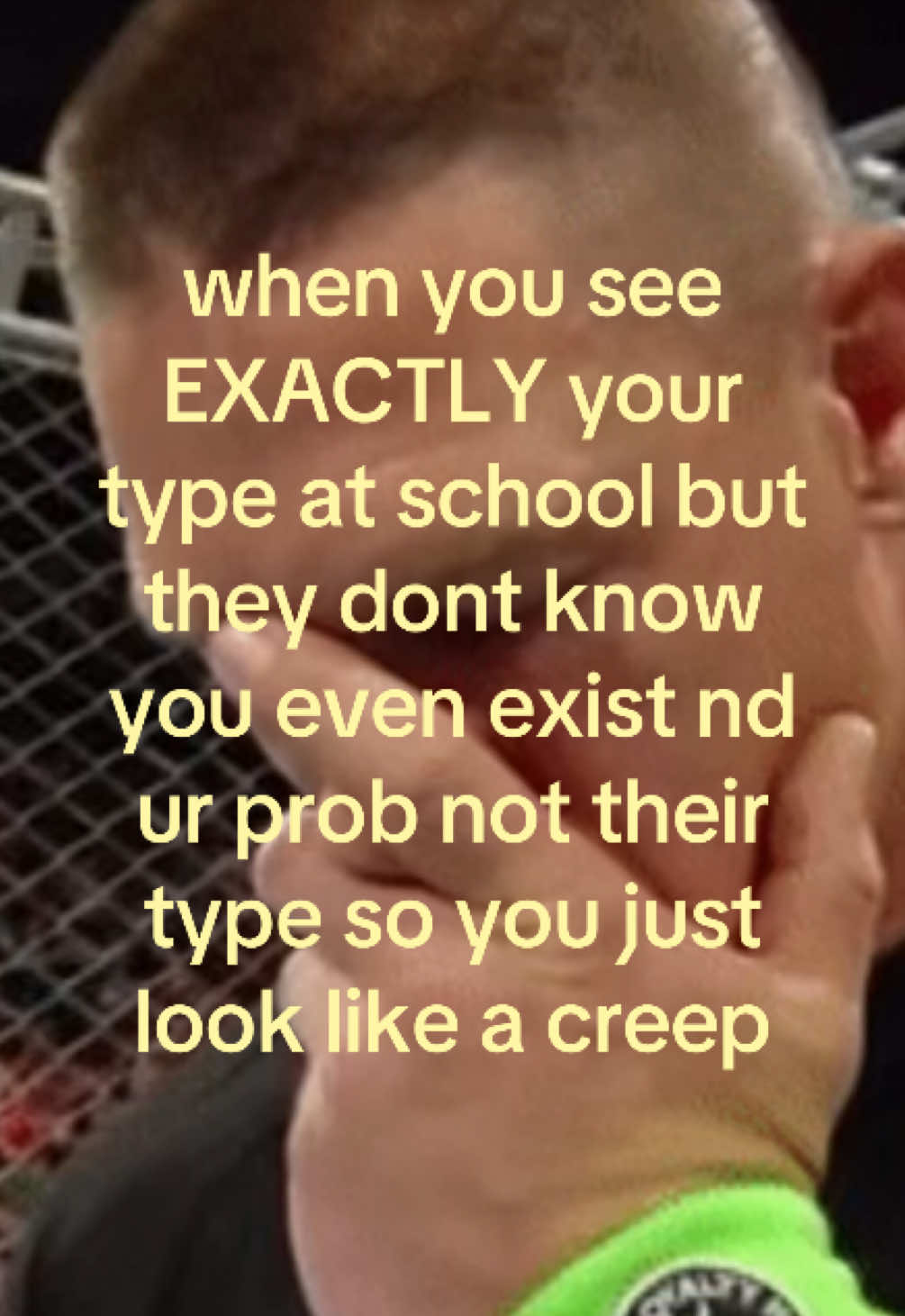 @⃟