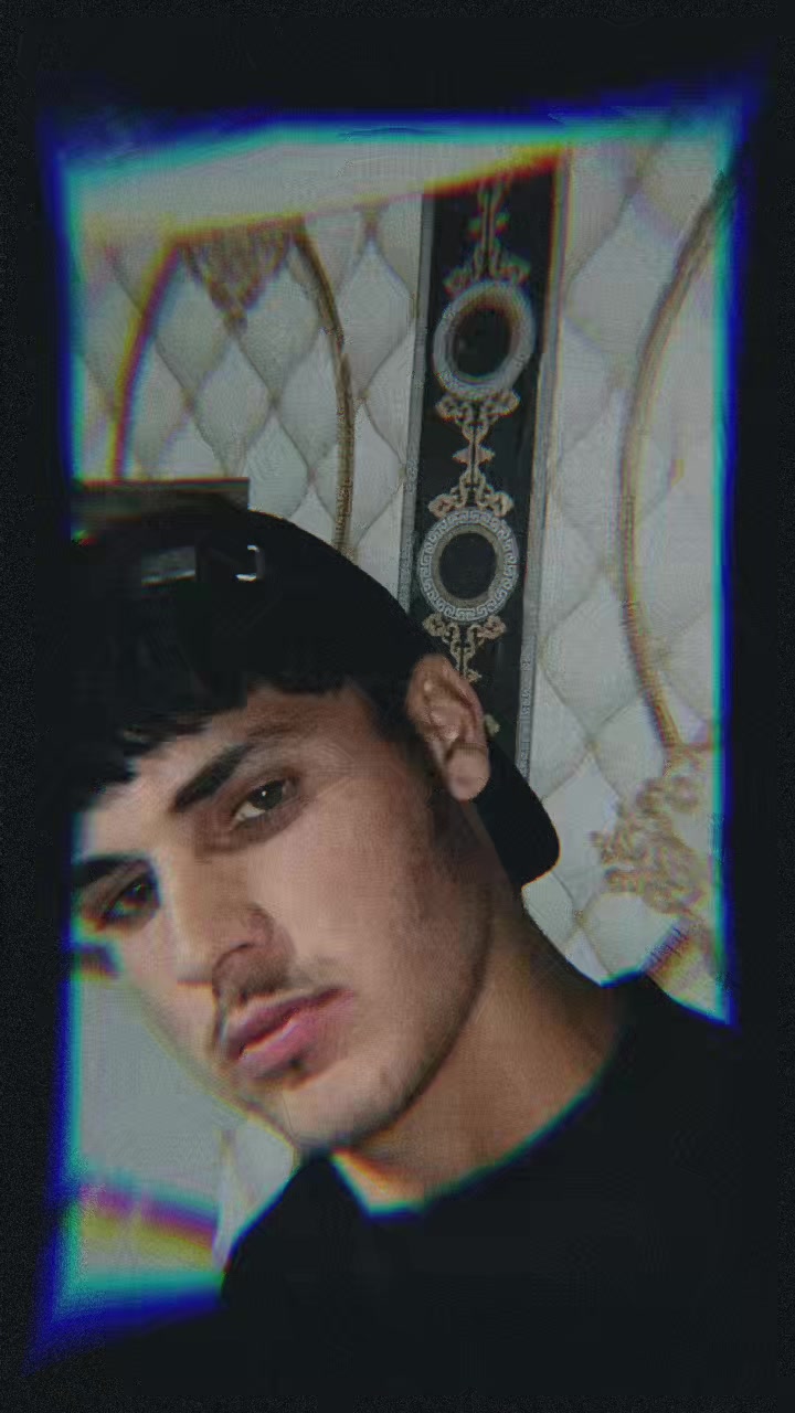 @🕷️Roland🕸️