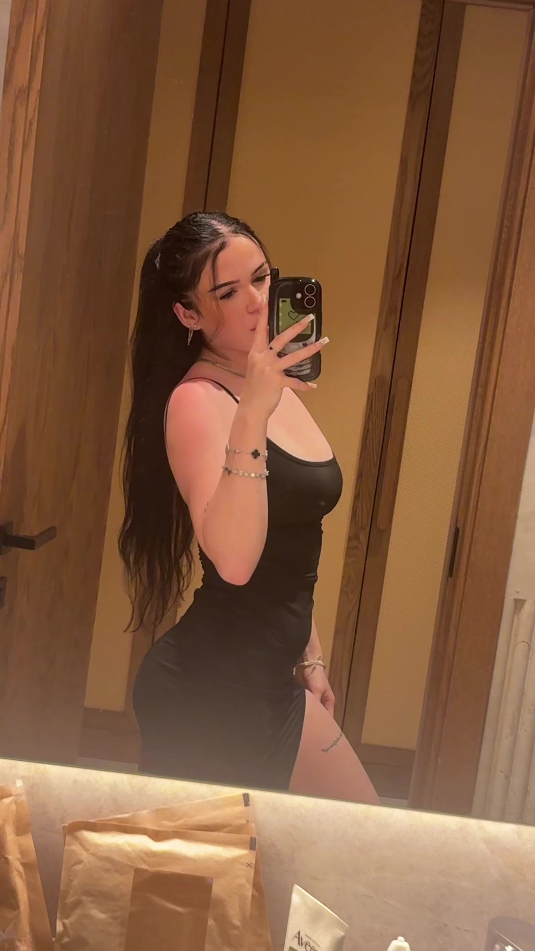 @amblouu_