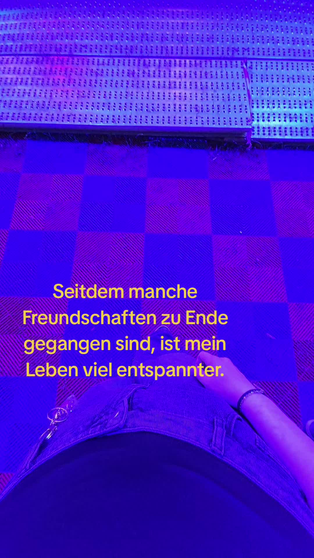 @🎭
