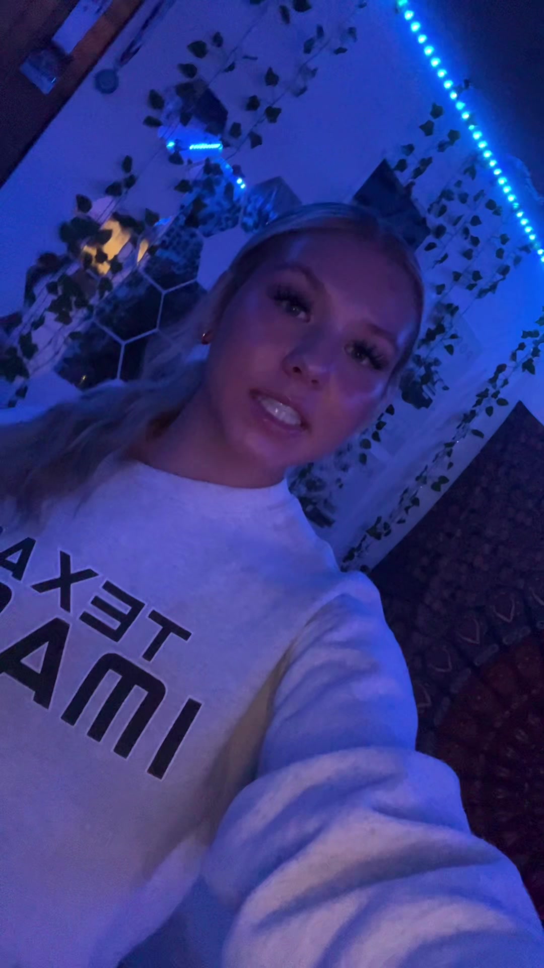 @ilovelucki189