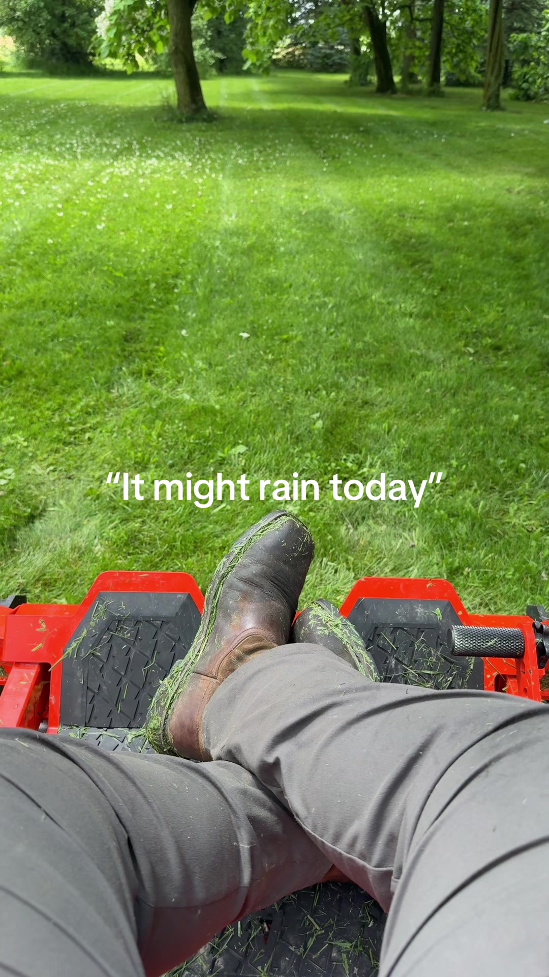 @LEGENDARY LAWNCARE
