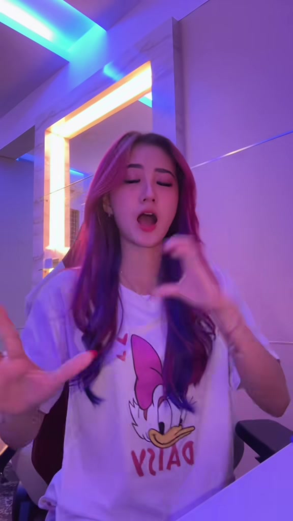 @Olivia Gosandra