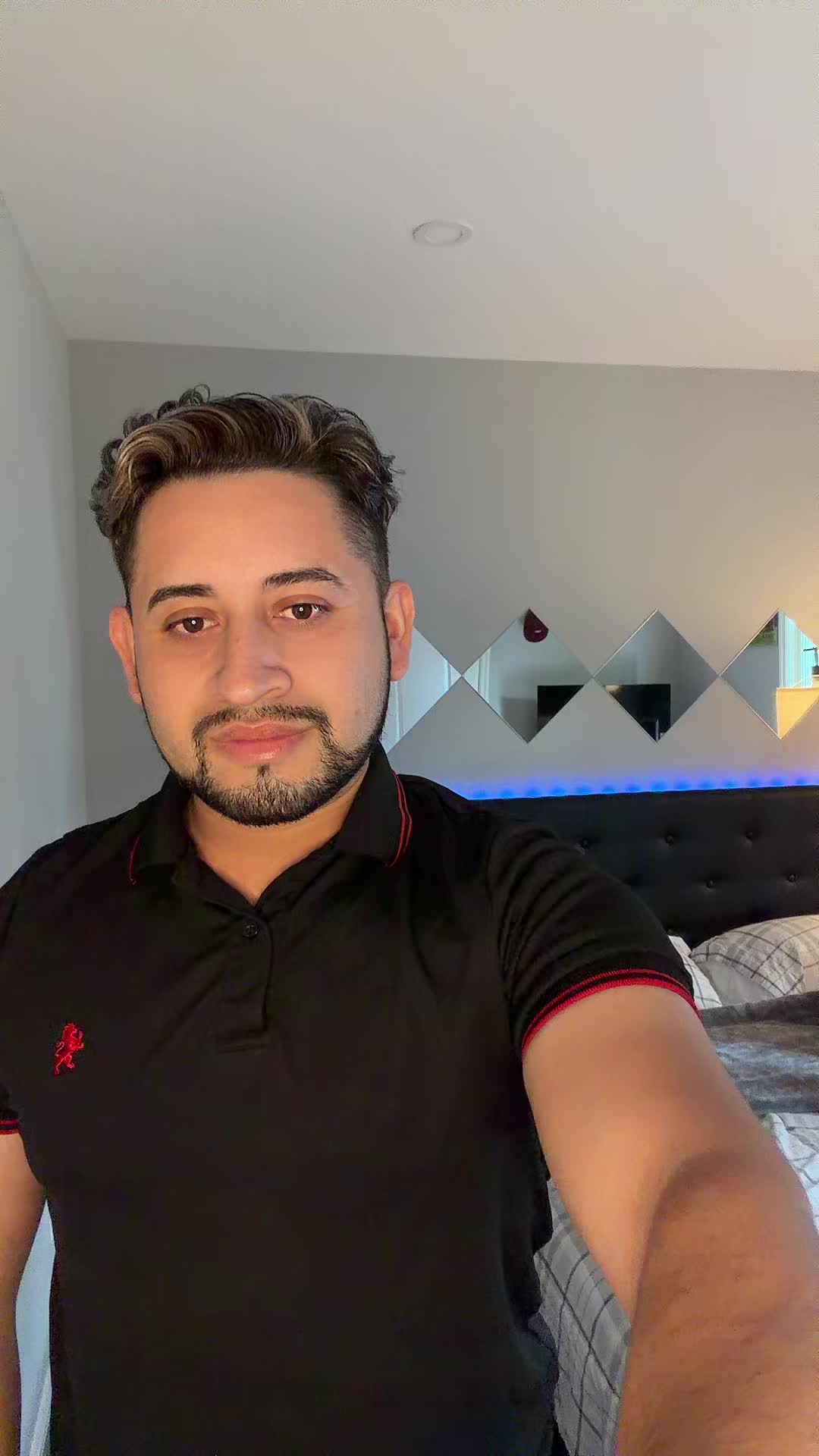 @11:11 🖤