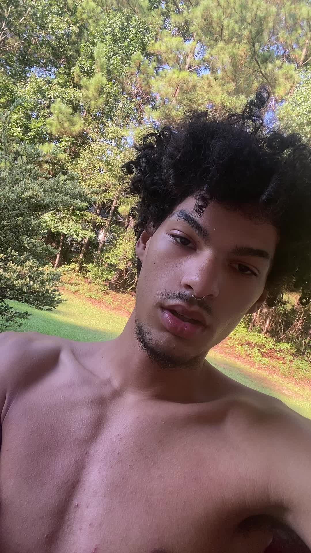 @:3