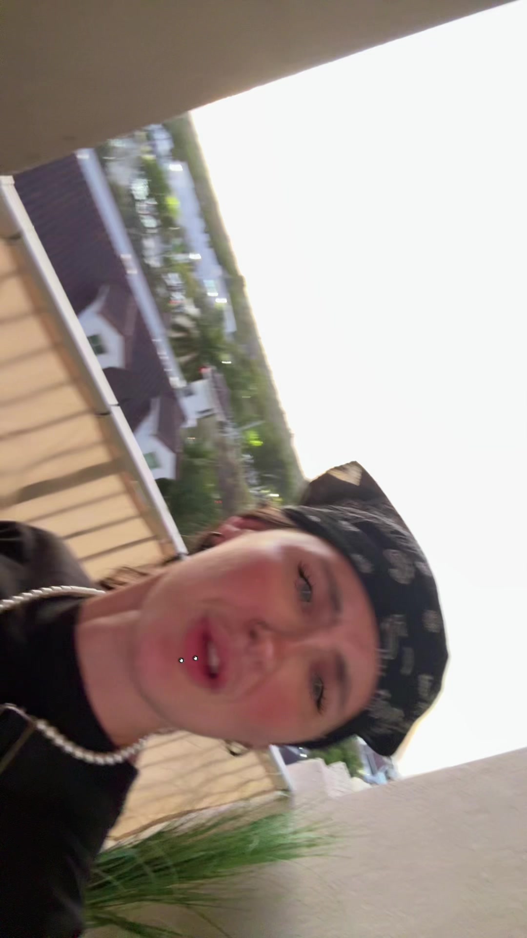 @julia