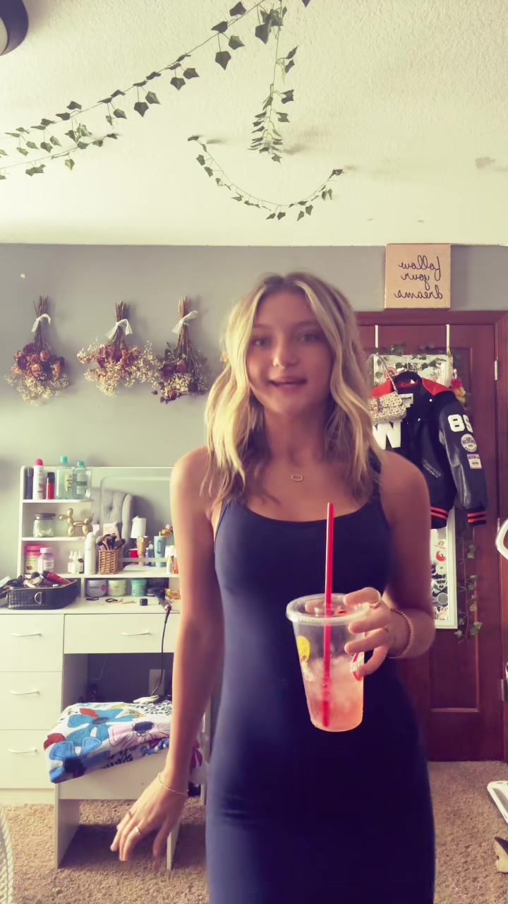 @Ava Marie