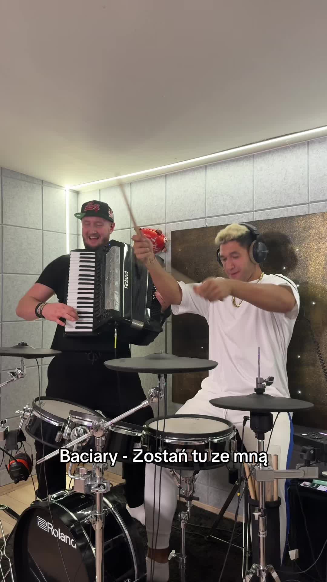 @Kamil Kossakowski